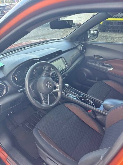 2021 Nissan Kicks SR
