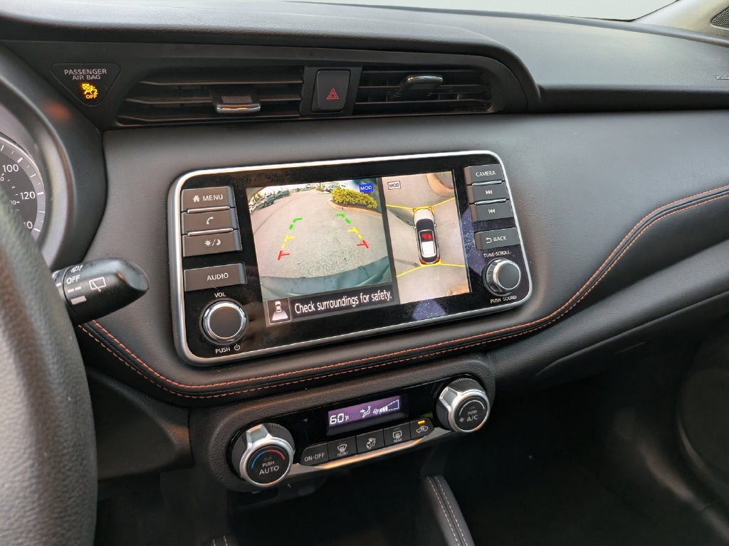 2020 Nissan Kicks SR
