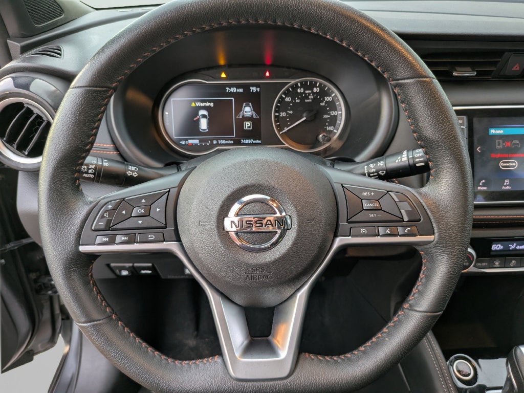 2020 Nissan Kicks SR