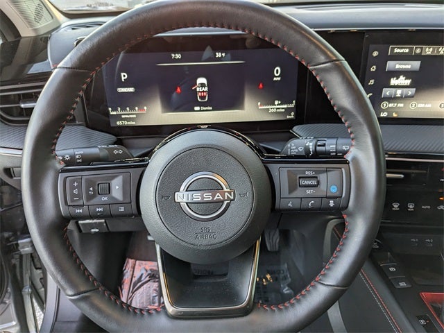 2025 Nissan Kicks SR