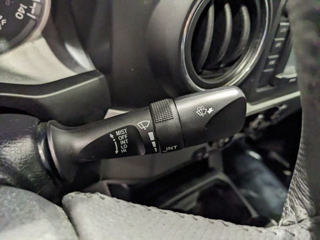 2018 Toyota Tacoma SR5 V6