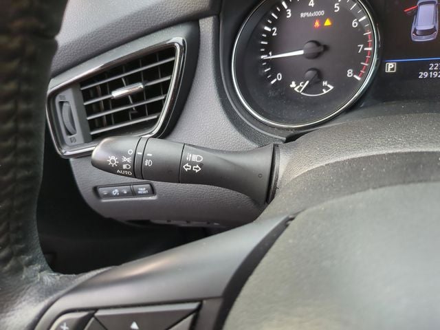 2019 Nissan Rogue SL **Platinum Reserve Interior**