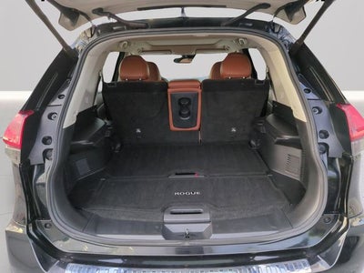 2019 Nissan Rogue SL **Platinum Reserve Interior**