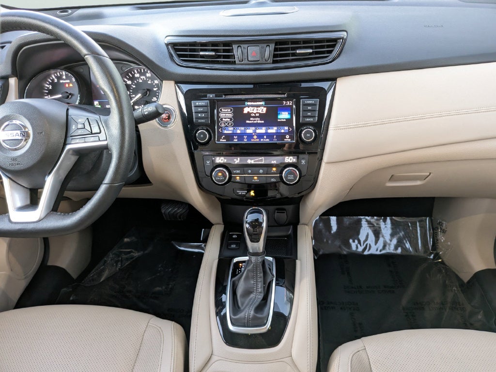 2020 Nissan Rogue SL