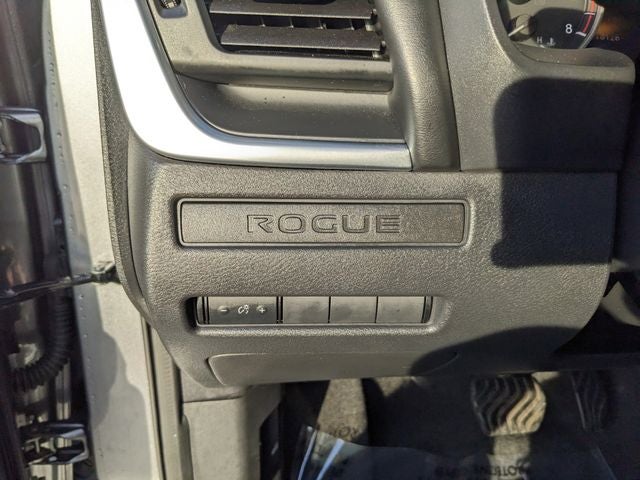 2022 Nissan Rogue S