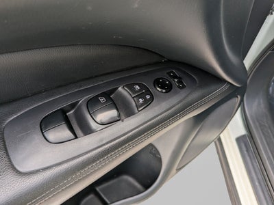 2020 Nissan Pathfinder S