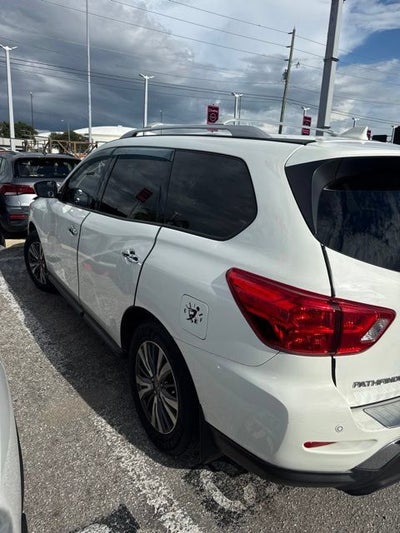 2020 Nissan Pathfinder S