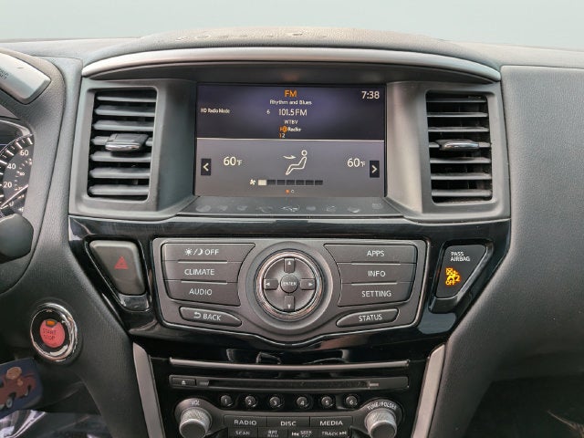 2020 Nissan Pathfinder S