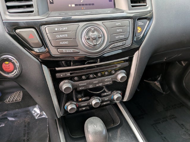 2020 Nissan Pathfinder S
