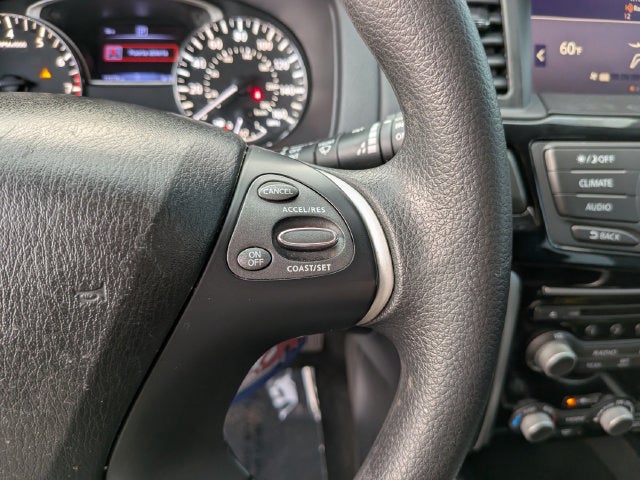 2020 Nissan Pathfinder S