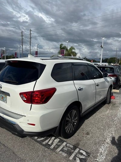 2020 Nissan Pathfinder S