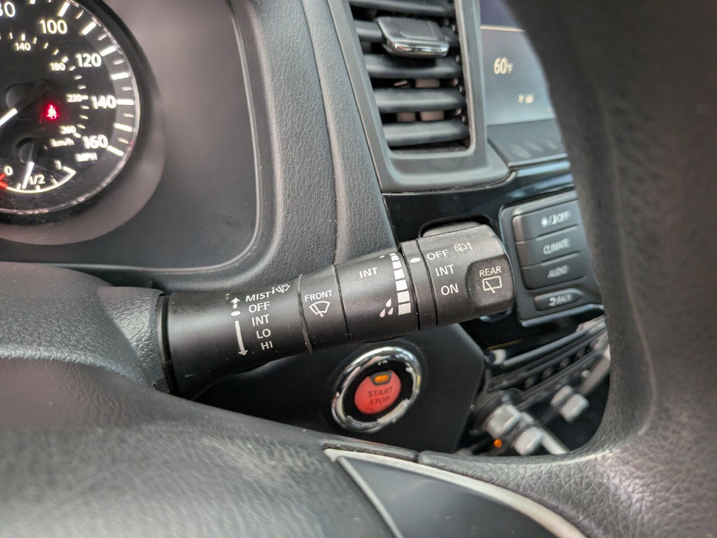 2020 Nissan Pathfinder S