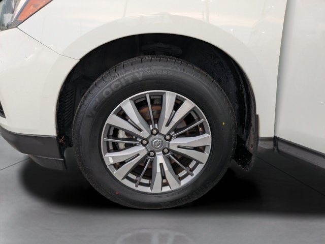 2020 Nissan Pathfinder S