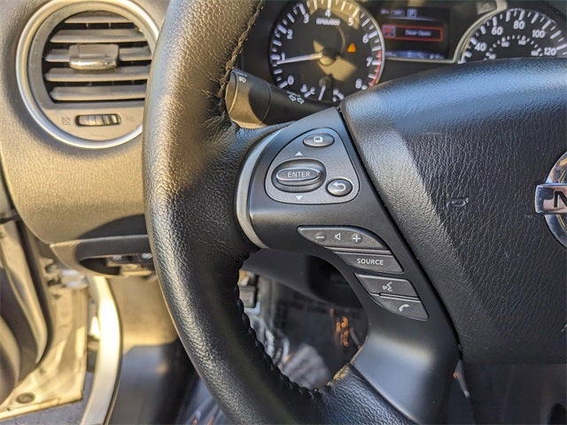 2020 Nissan Pathfinder SL