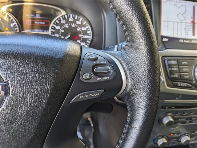 2020 Nissan Pathfinder SL