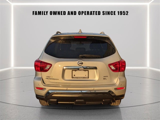 2020 Nissan Pathfinder SL