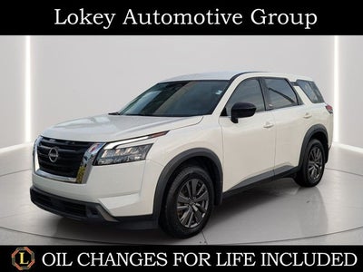 2023 Nissan Pathfinder S