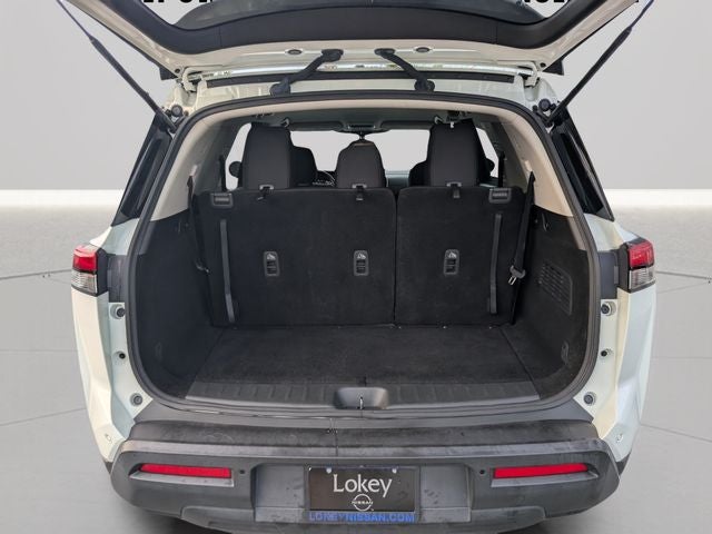 2023 Nissan Pathfinder S