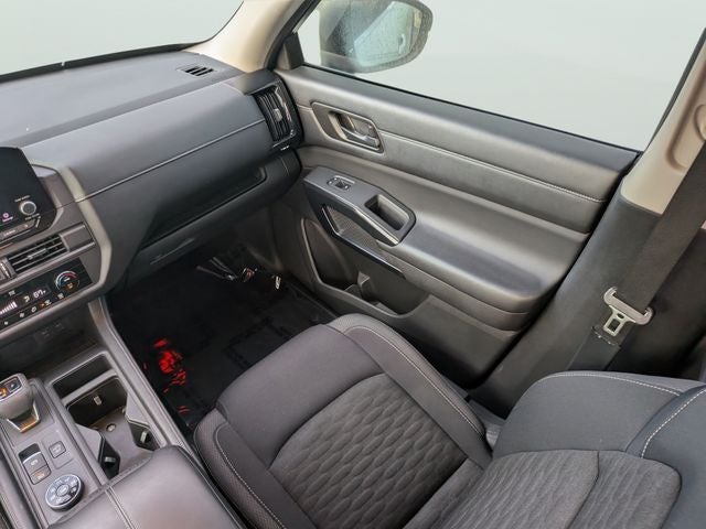 2023 Nissan Pathfinder S