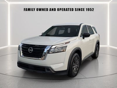 2023 Nissan Pathfinder S
