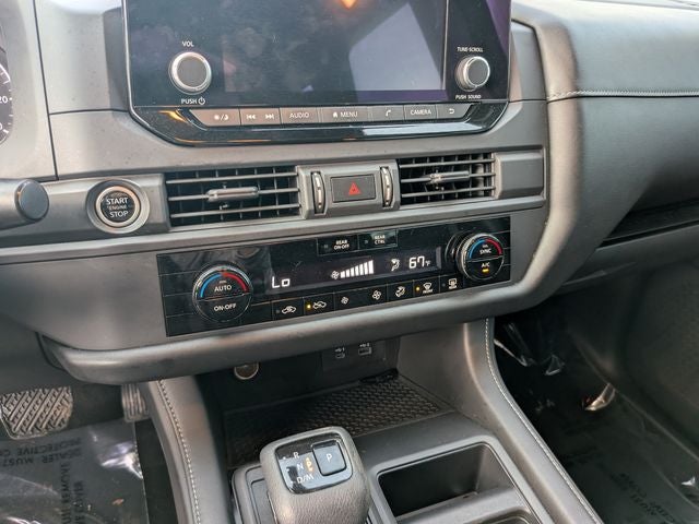 2023 Nissan Pathfinder S