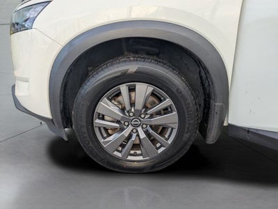 2023 Nissan Pathfinder S