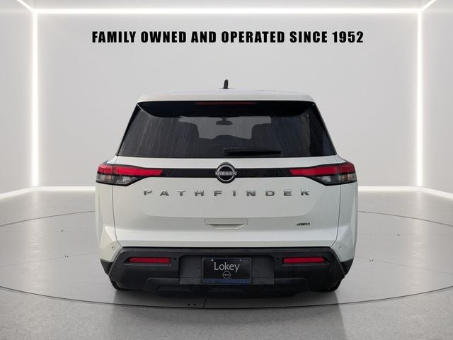 2023 Nissan Pathfinder S