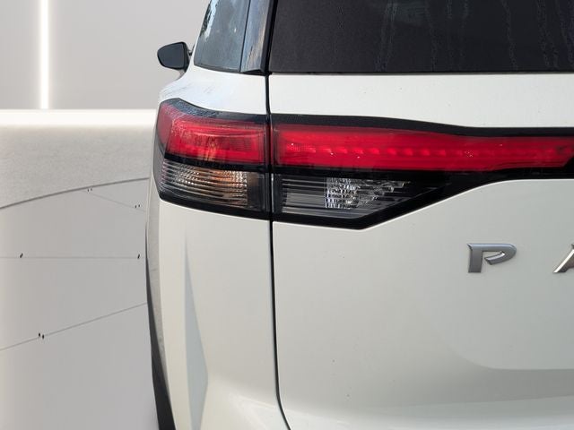 2023 Nissan Pathfinder S