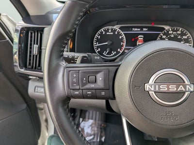 2024 Nissan Pathfinder SV