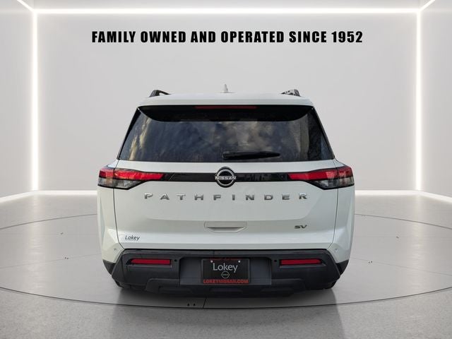 2024 Nissan Pathfinder SV