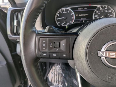2022 Nissan Pathfinder SV