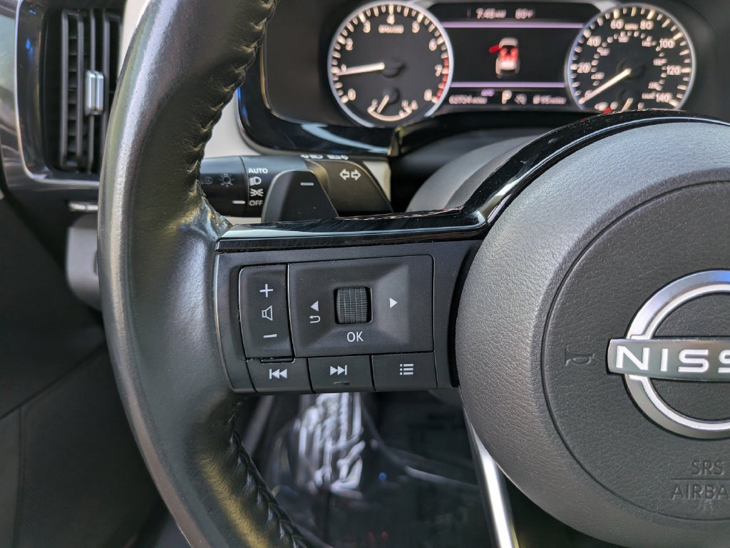 2022 Nissan Pathfinder SV