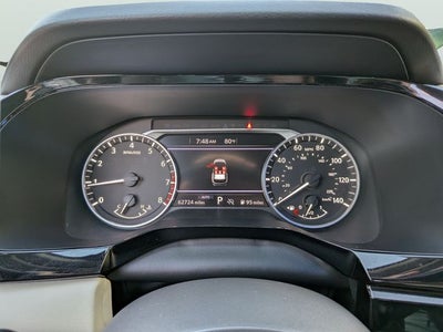 2022 Nissan Pathfinder SV