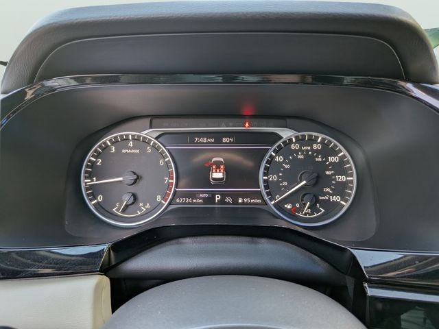 2022 Nissan Pathfinder SV