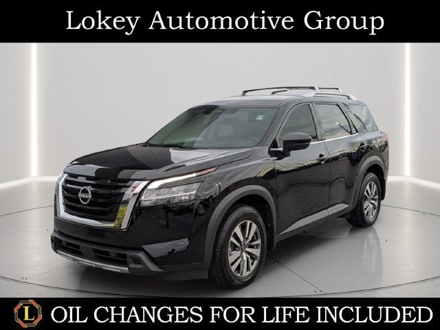 2023 Nissan Pathfinder SL