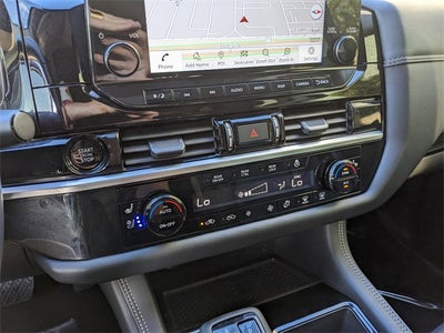 2025 Nissan Pathfinder Platinum