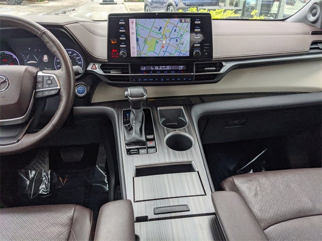 2023 Toyota Sienna Platinum 7 Passenger