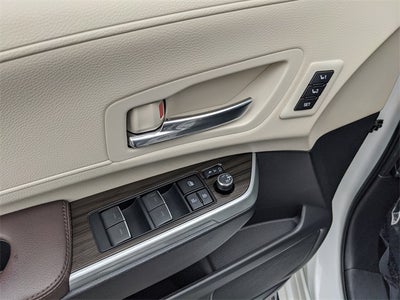 2023 Toyota Sienna Platinum 7 Passenger