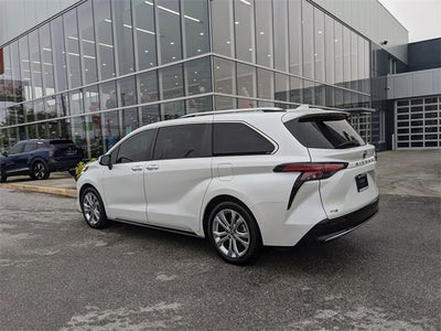 2023 Toyota Sienna Platinum 7 Passenger