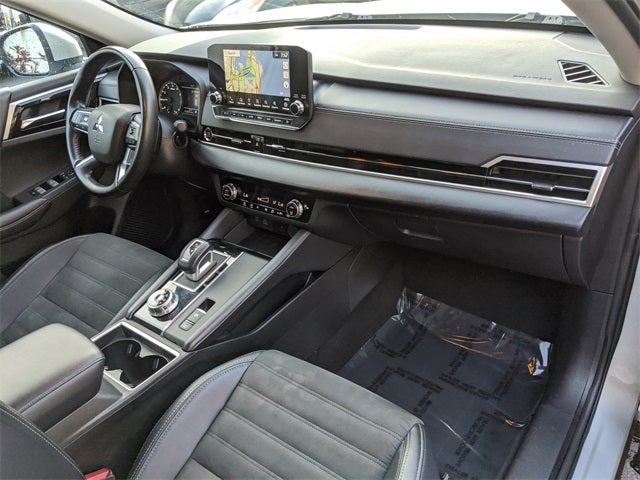 2024 Mitsubishi Outlander SE Black Edition