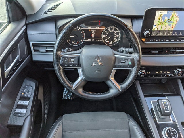 2024 Mitsubishi Outlander SE Black Edition