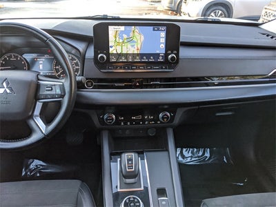 2024 Mitsubishi Outlander SE Black Edition