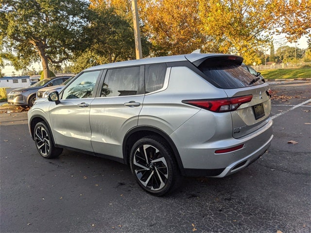 2024 Mitsubishi Outlander SE Black Edition