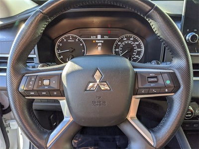 2024 Mitsubishi Outlander SE Black Edition