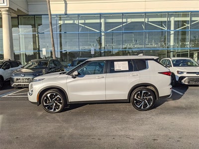 2024 Mitsubishi Outlander SE Black Edition