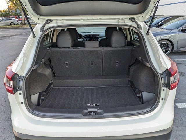 2022 Nissan Rogue Sport S