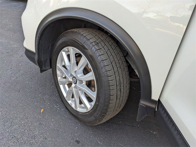 2022 Nissan Rogue Sport S