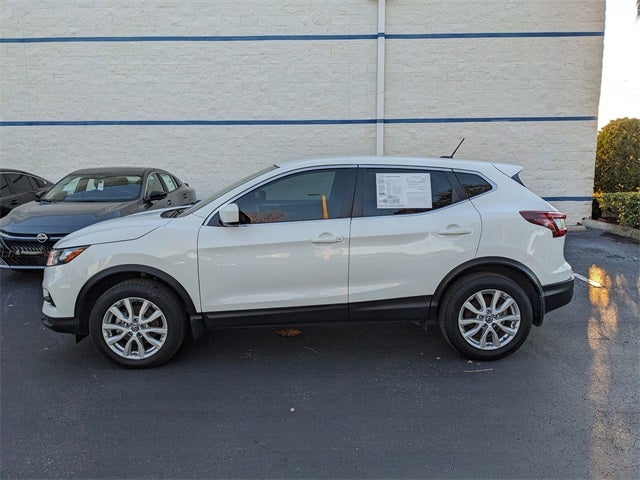 2022 Nissan Rogue Sport S