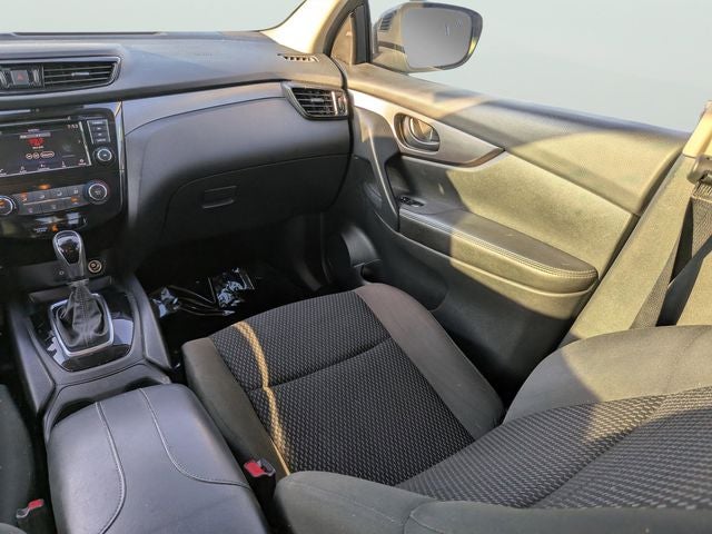 2022 Nissan Rogue Sport S