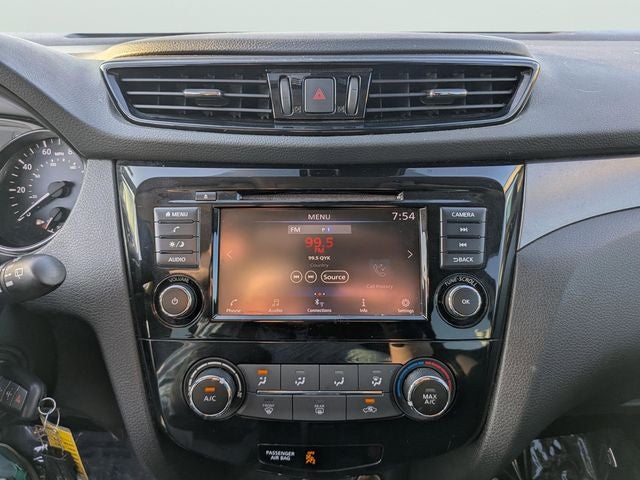 2022 Nissan Rogue Sport S